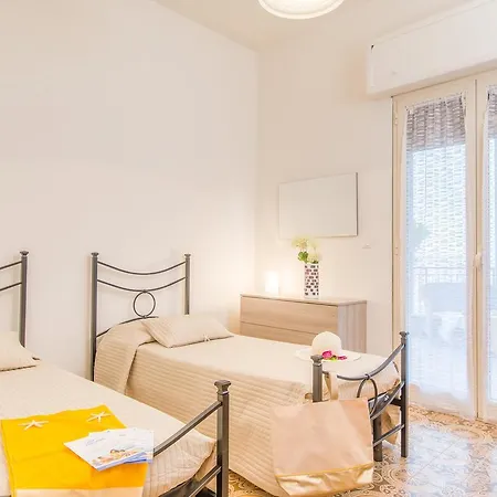Rosa Blu A1 Silvi Vacanza Apartament
